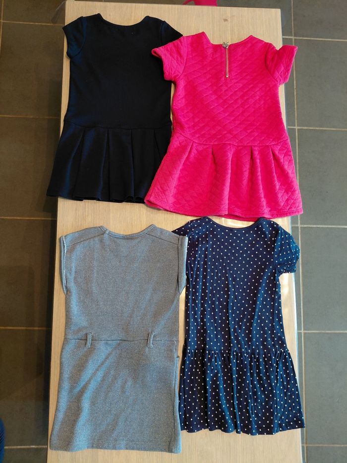 Lot de 4 robes fille - photo numéro 2