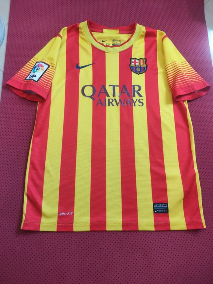 Maillot de foot Neymar FC Barcelone, Nike Authentique Officiel taille enfant 12/13 ans - photo numéro 2