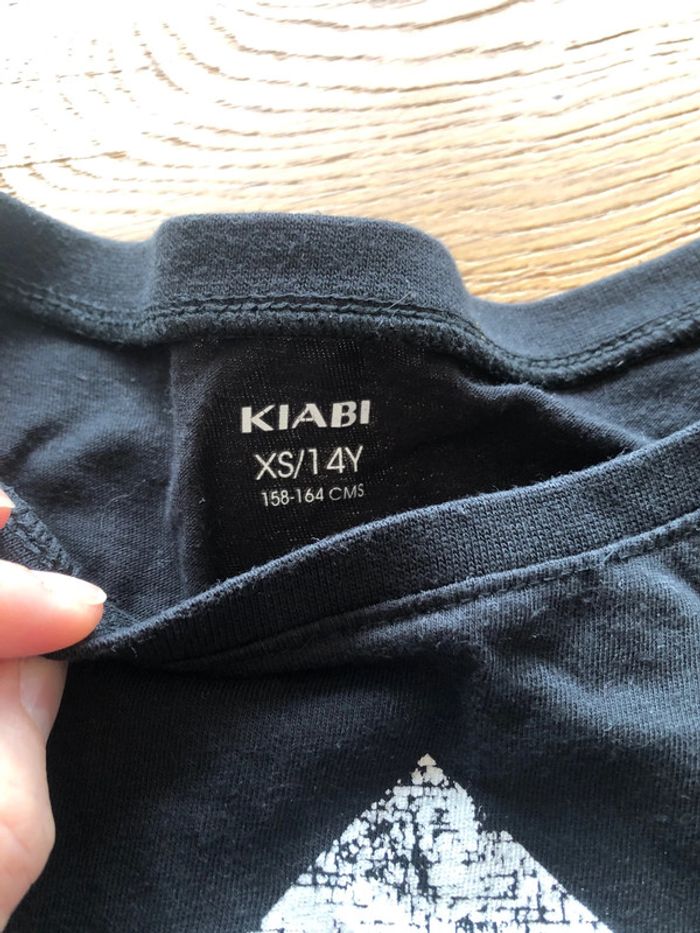 T-shirt taille xs 14 ans - photo numéro 2