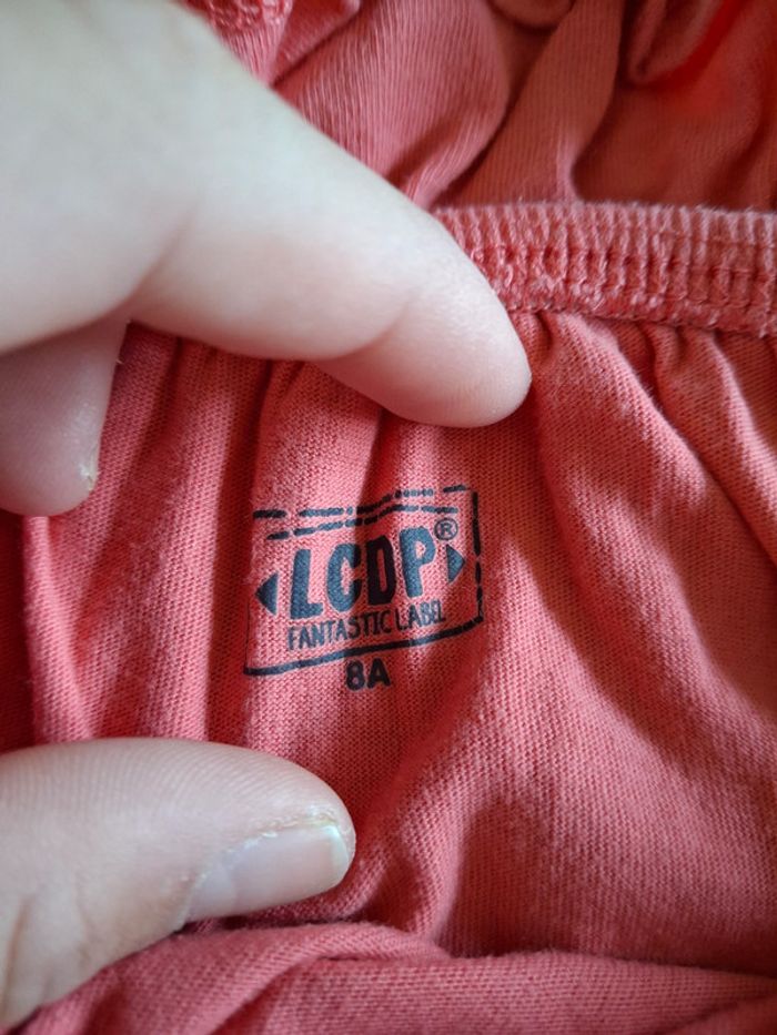 haut été fille, taille 8 ans, marque LCDP, couleur rose/corail, en très bon état - photo numéro 3