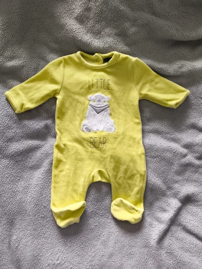 Lot de 5 pyjamas Kiabi 3 mois - photo numéro 3