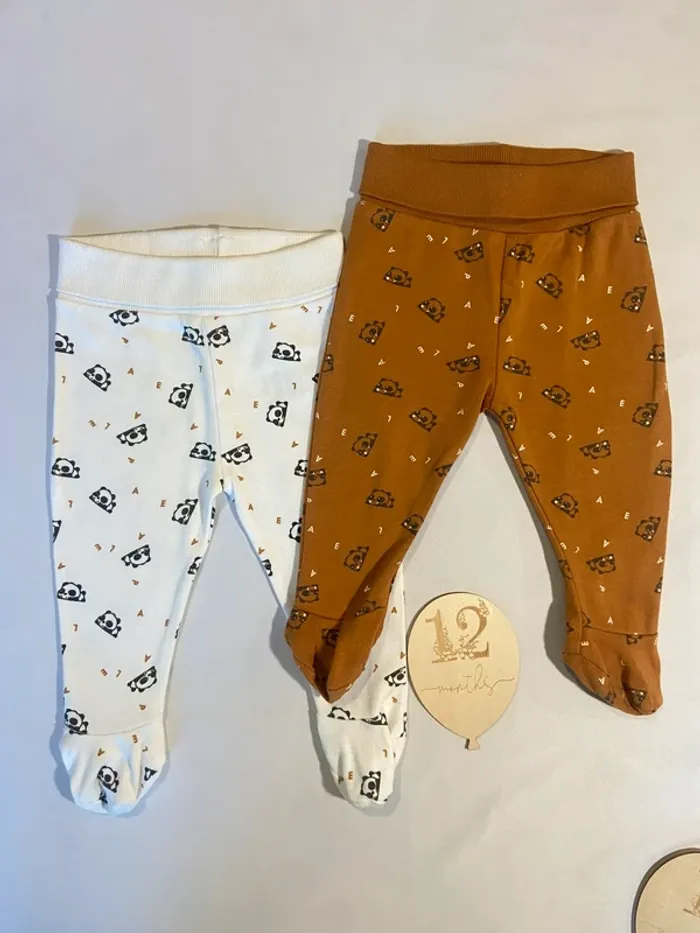 Lot pantalon avec pied - 12 mois