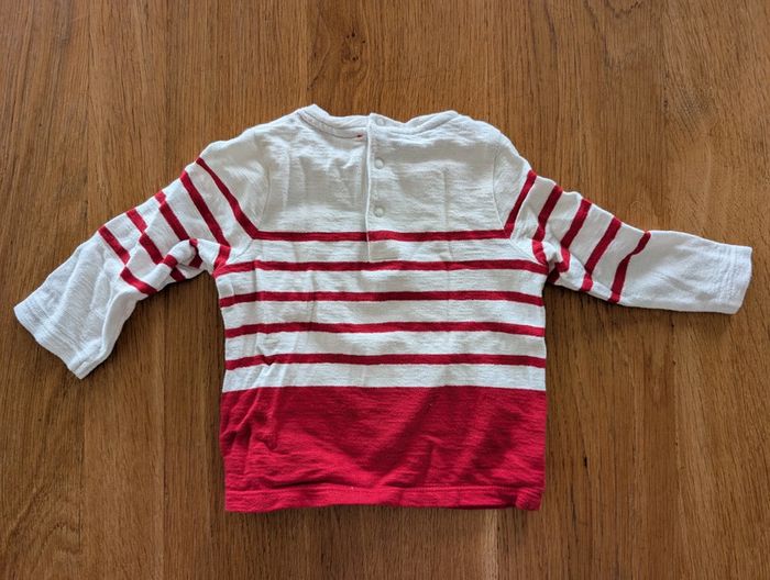 Pull rayé rouge et blanc orchestra 12 mois comme neuf - photo numéro 3