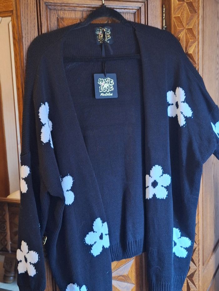 Gilet Mino du sud taille unique neuf oversize - photo numéro 2