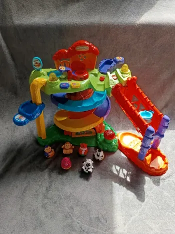 Arbre Cabane Magique VTech et 6 animaux