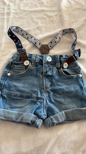 Short en jean avec bretelles