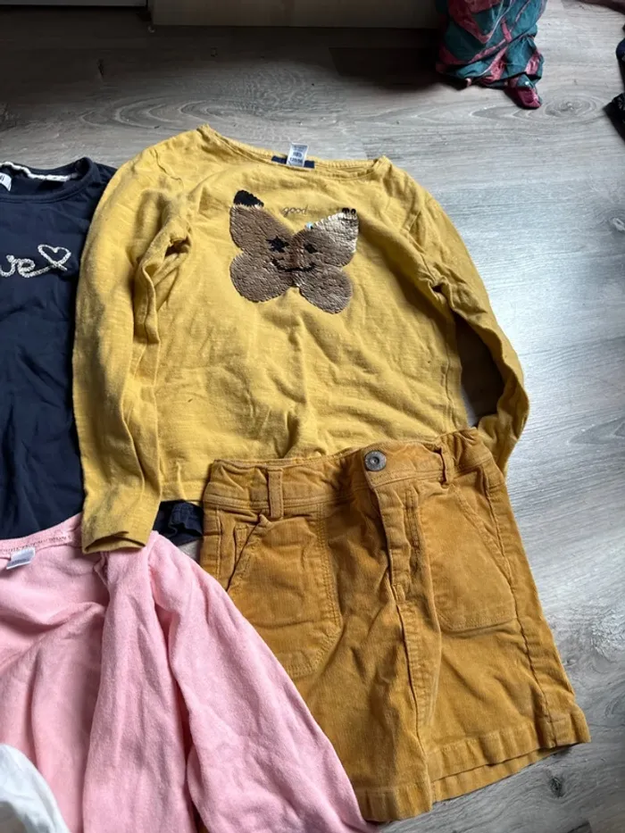 Lot 6 ans fille pyjama pull teeshirt gilet short jupe robe - photo numéro 5