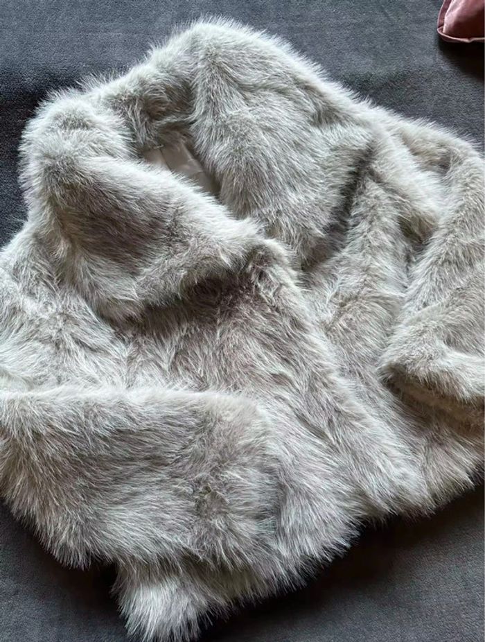 Grosse Veste manteaux en fausse Fourrure beige style Zara style vintage taille M - photo numéro 5