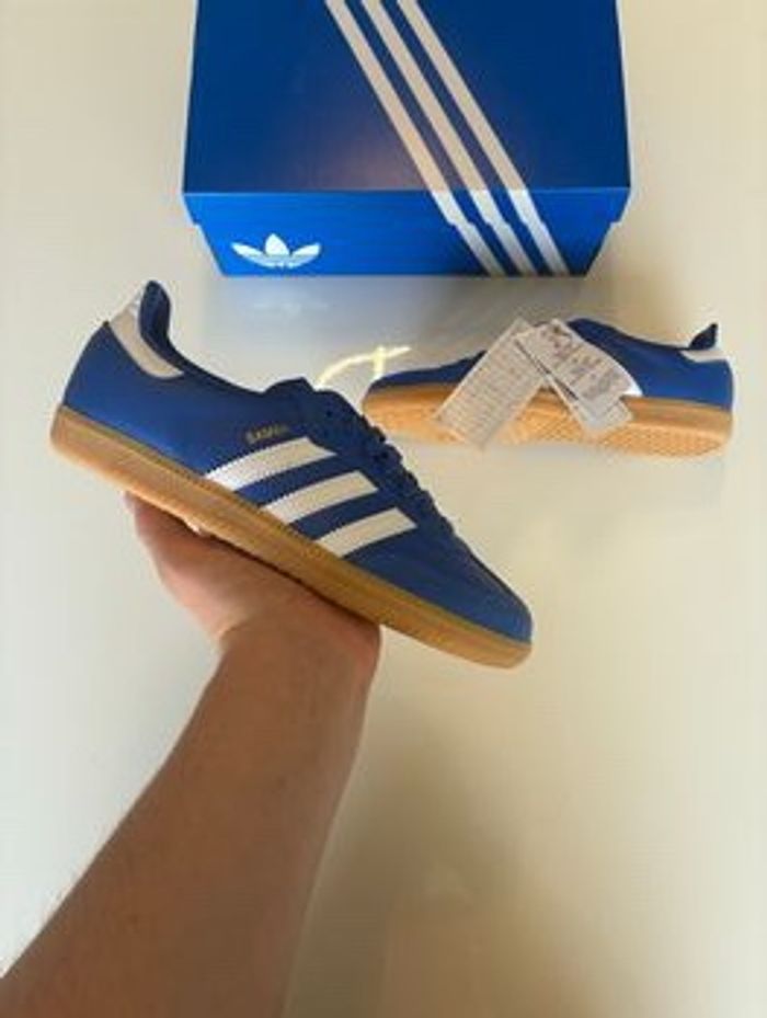 Adidas Samba J Blue - 37 1/3 - photo numéro 1