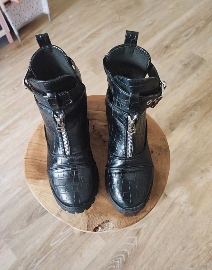 Boots  avec sangles