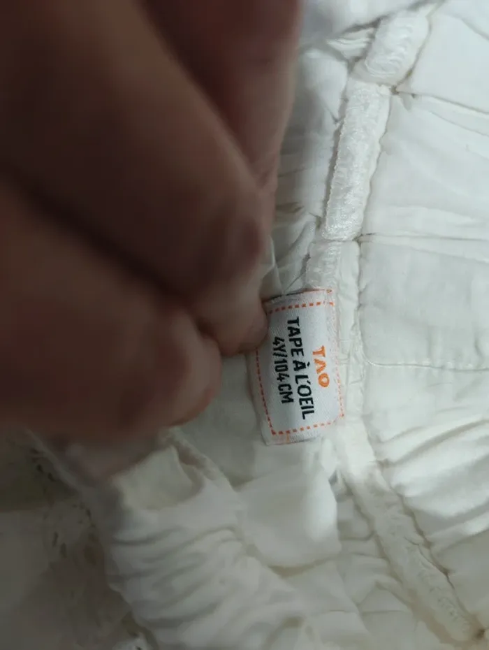 Très jolie jupe blanche TAO - photo numéro 3