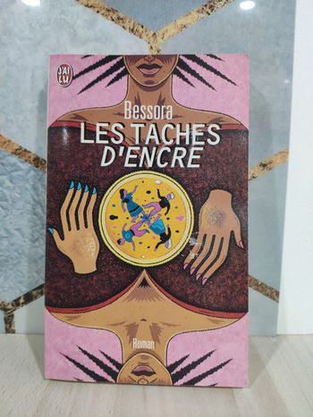 Livre poche les tâches d'encre Bessora