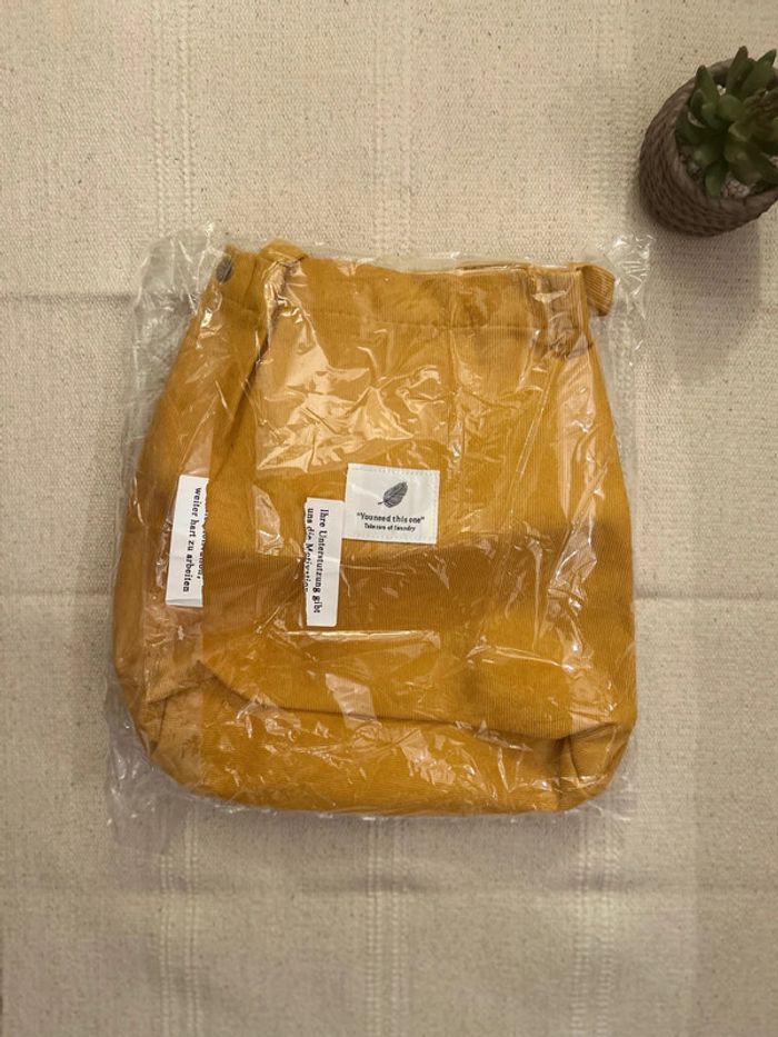 Sac velour côtelet moutarde - photo numéro 3
