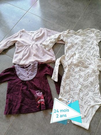 Lot 23-24 mois 2 ans : 2 body manches longues kitchoun + 1 pull lisa rose + 1 tee shirt manches long
