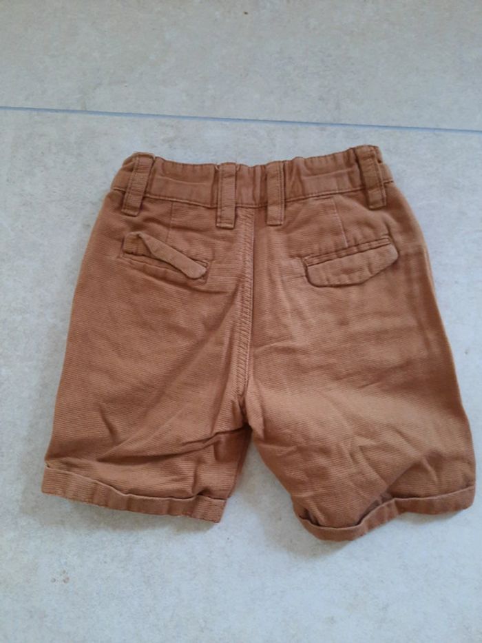 Short 2 ans - photo numéro 2