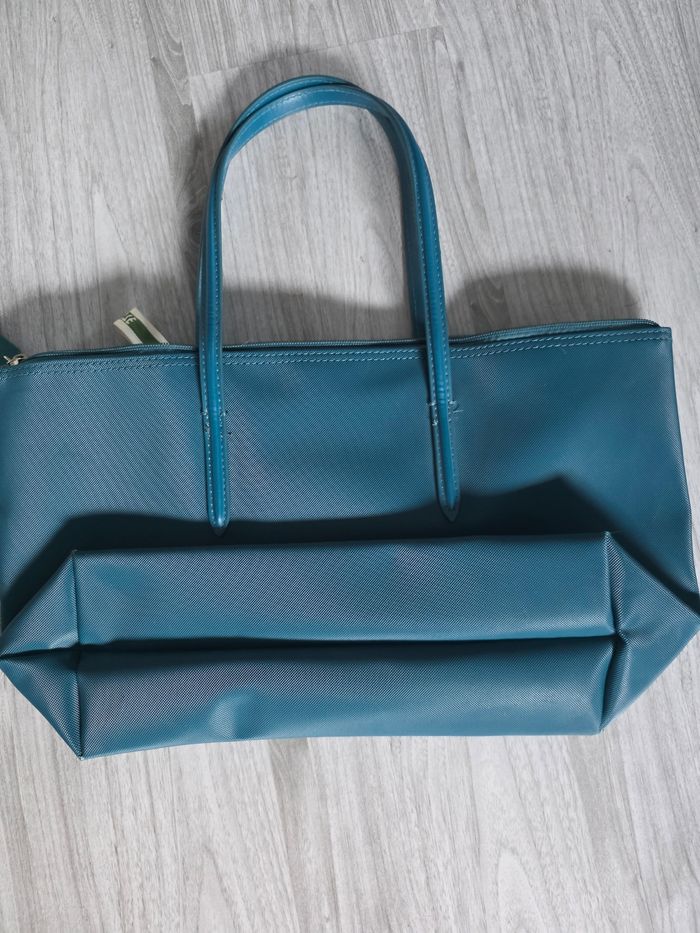 Sac a main lacoste - photo numéro 2