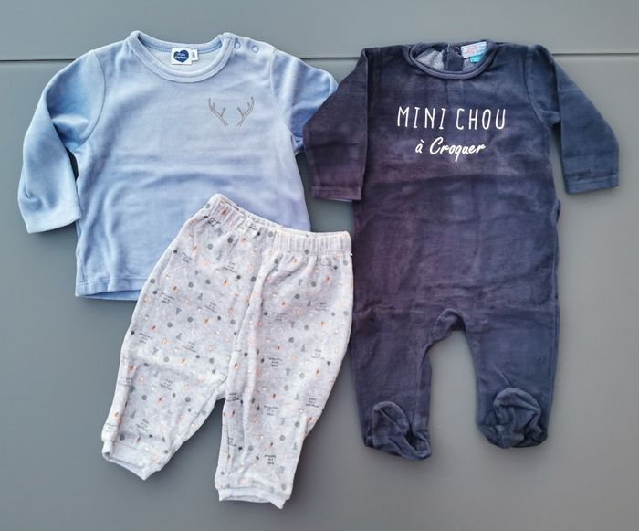 Lot de 2 pyjamas velours  1 pièce et 2 pièces Manon & Valentin Mots d'enfants