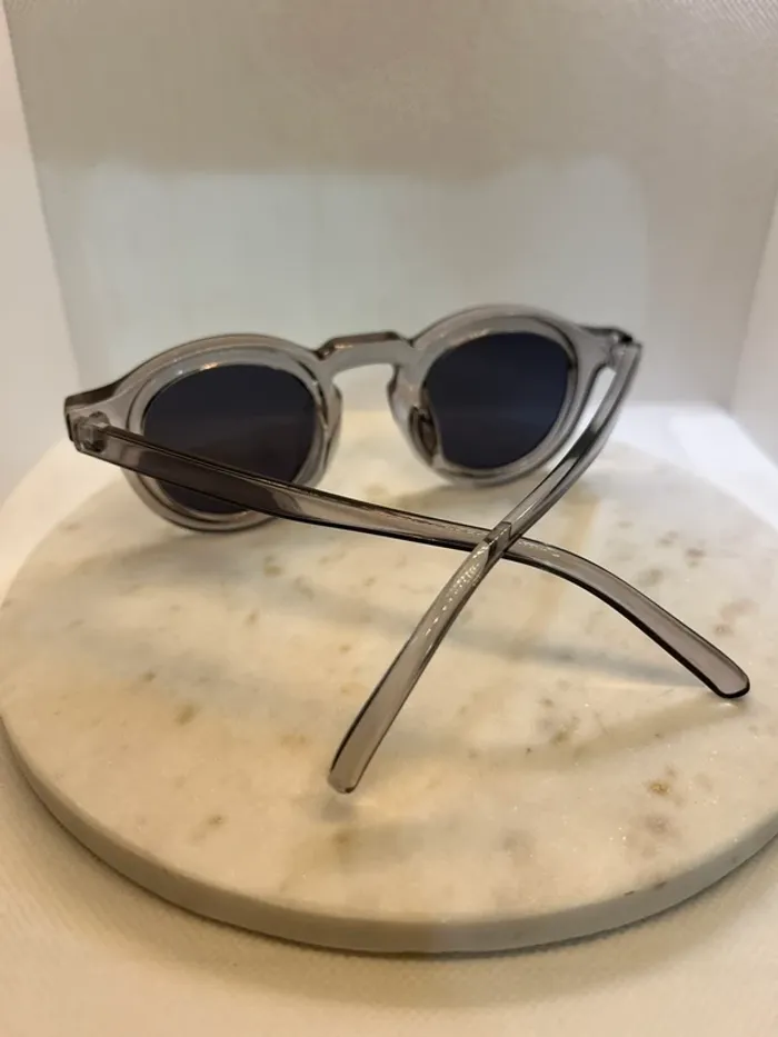Lunettes soleil style moscot - photo numéro 2