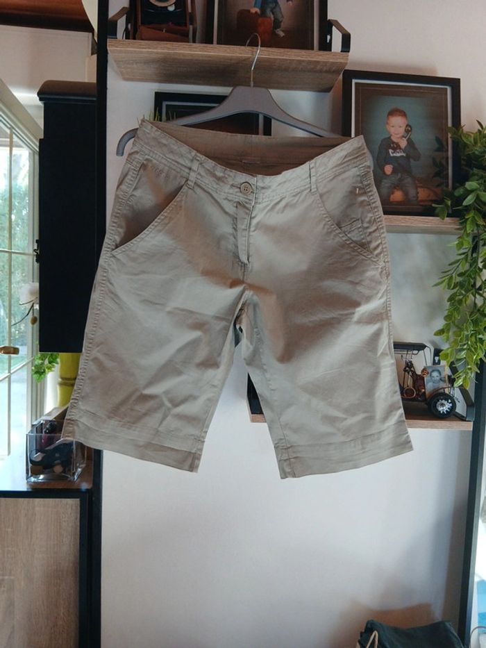 Short tribord taille 40