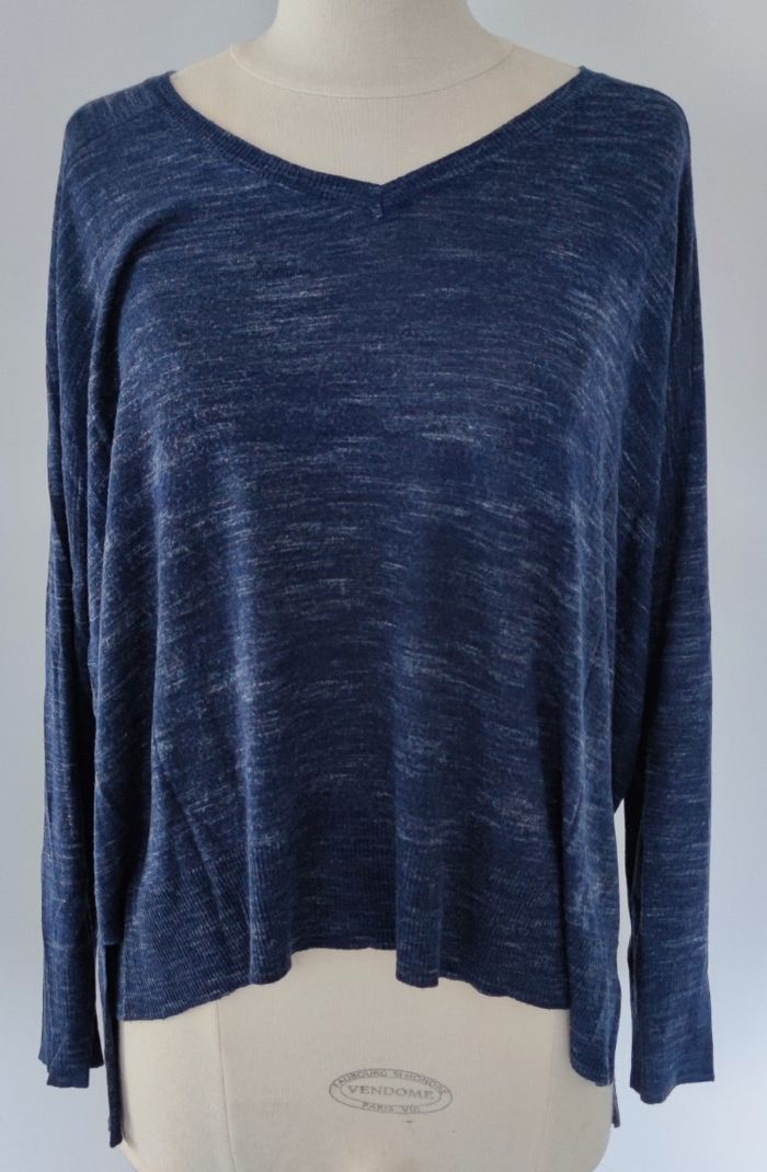 Pull à manches longues taille 42|44 marque Primark bleu marine pour femme, très bon état