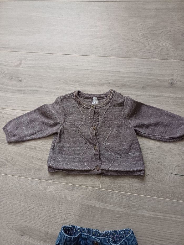 Ensemble taille 9 mois - photo numéro 2