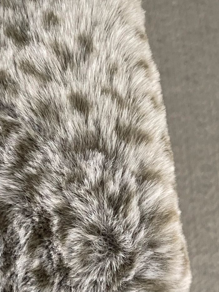 Chaussons poilus en fausse fourrure de “monstre” semi montants tous doux - photo numéro 6