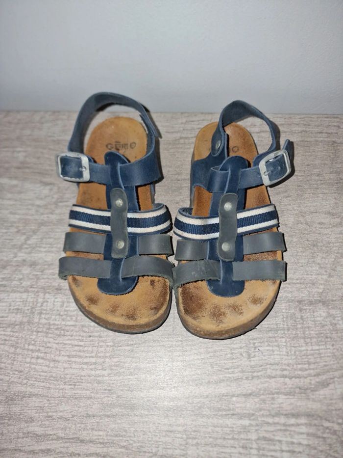 Sandales