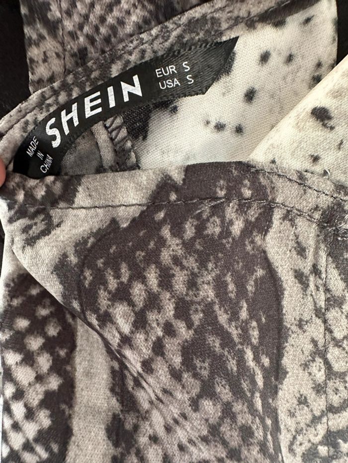 Combi shorts grise - photo numéro 6