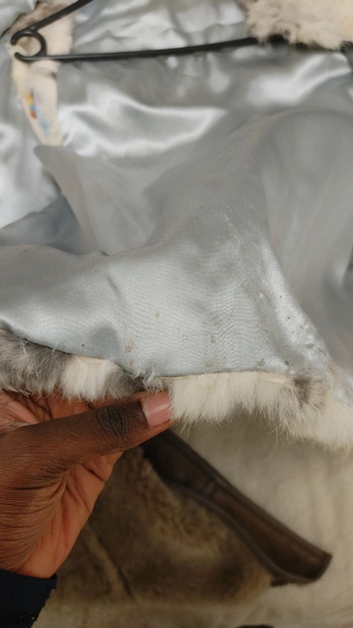 Gilet boléro sans manche en fausse fourrure intérieur Satin - photo numéro 7