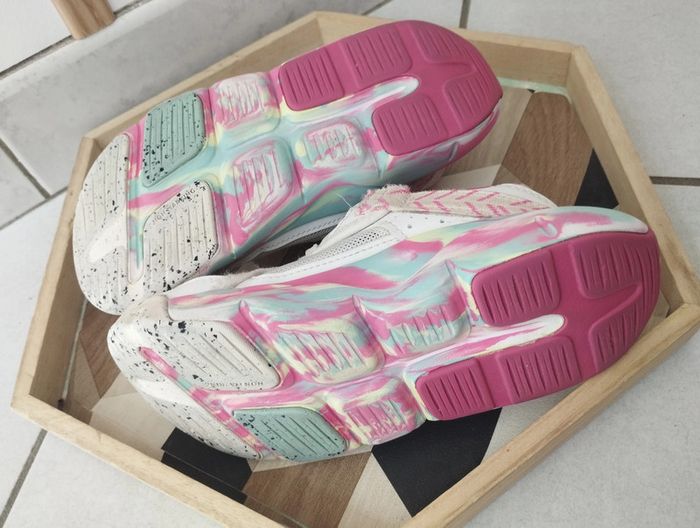 Baskets sport blanches /roses 31 - photo numéro 4