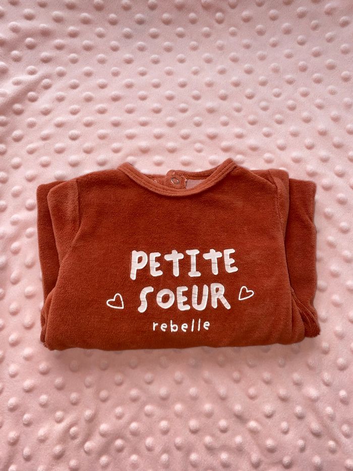 Pyjama « petite sœur rebelle » gémo 18 mois - photo numéro 2