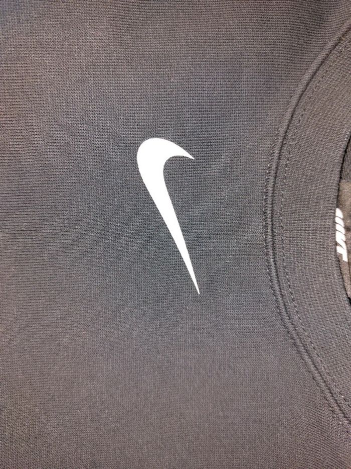 Sweat crop top nike S neuf - photo numéro 4
