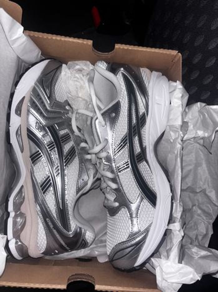 Asics kayano taille 43,5