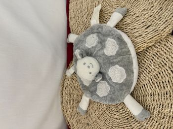 doudou brioche la halle mouton plat gris blanc rond