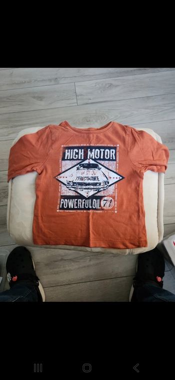 T-shirt