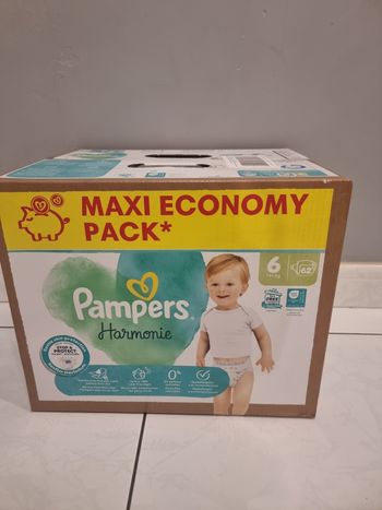 62 Couches taille 6 pampers harmonie