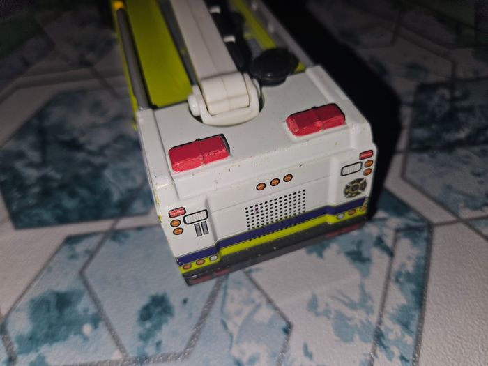 Voiture cars mattel d occasion Disney Pixar Cars Ryker TMST Camion de pompiers moulé sous pression M - photo numéro 5