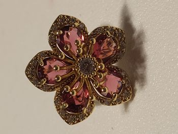 Bague acier inoxydable doré, fleur zircon rouge