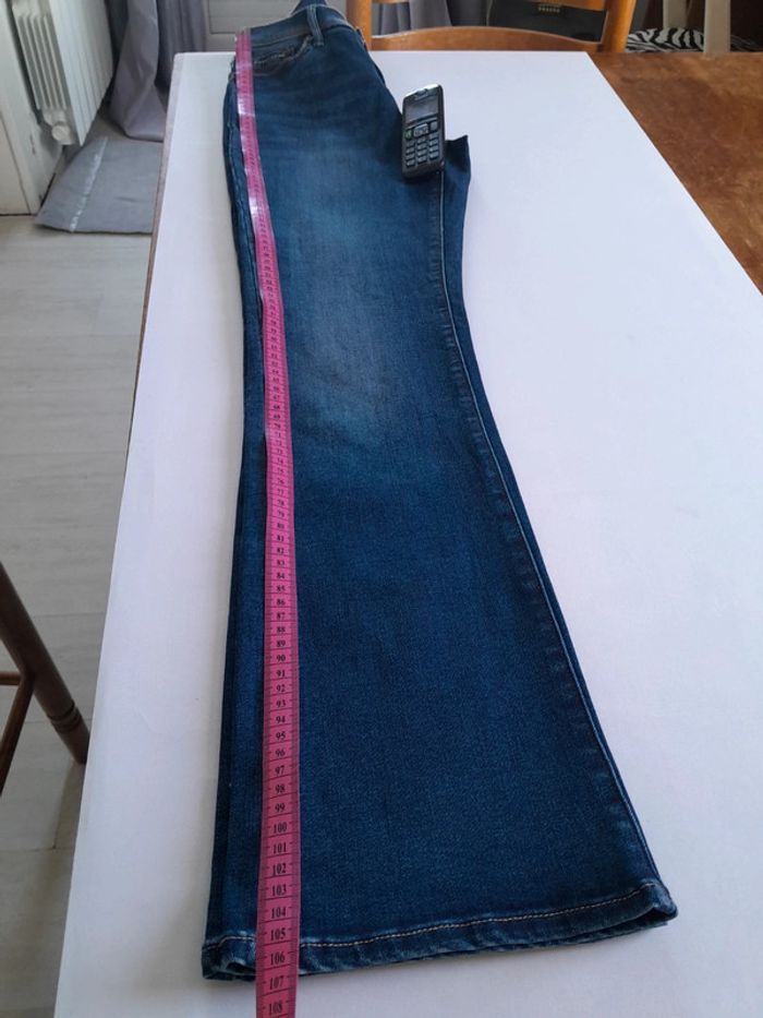 Jean Levi's 512 boot cut perfection Slimming 28/32 - photo numéro 16
