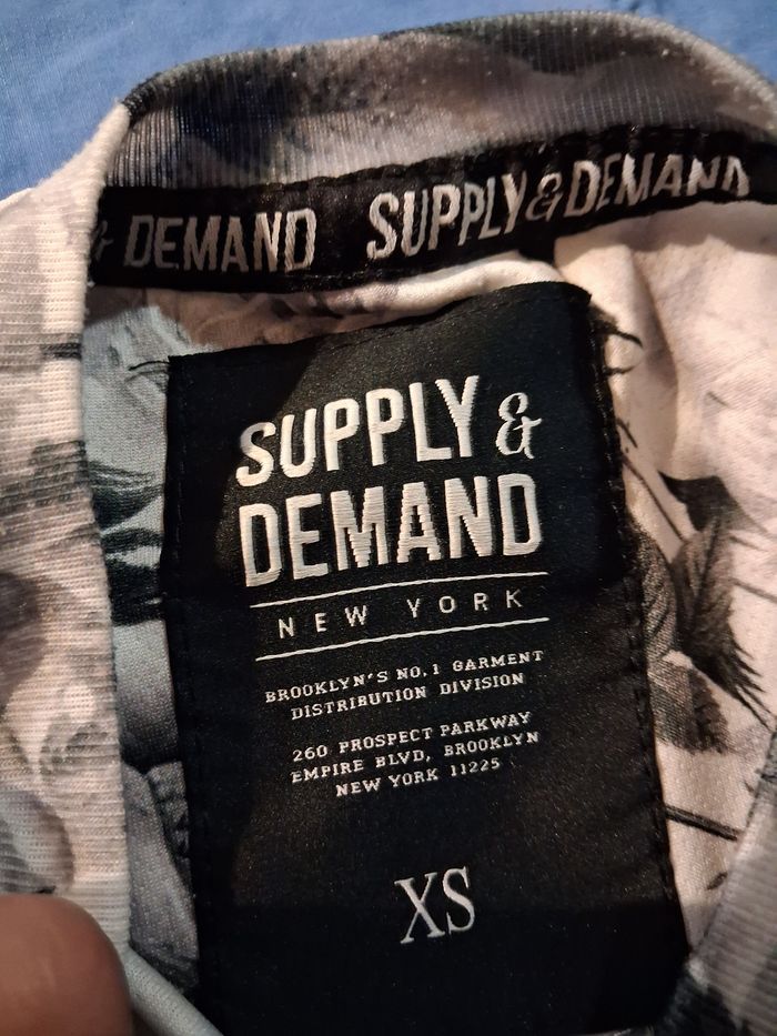 Tee shirt supply &demand  xs - photo numéro 3