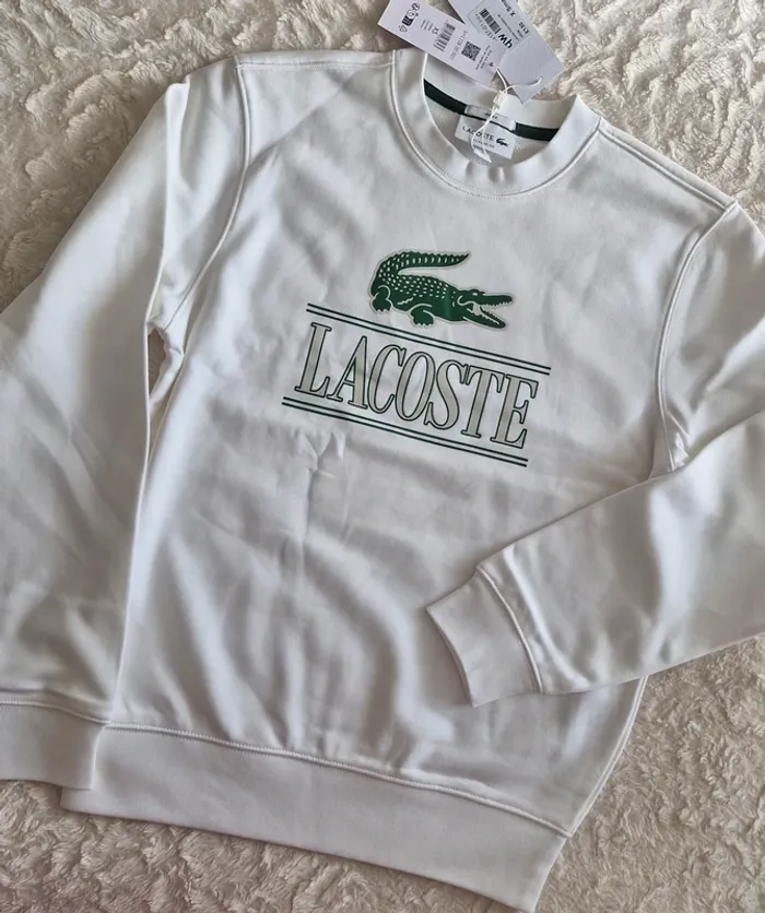 Lacoste - photo numéro 3