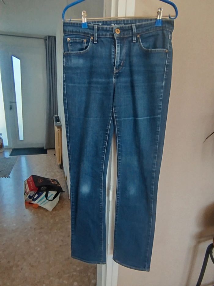 Jean levis