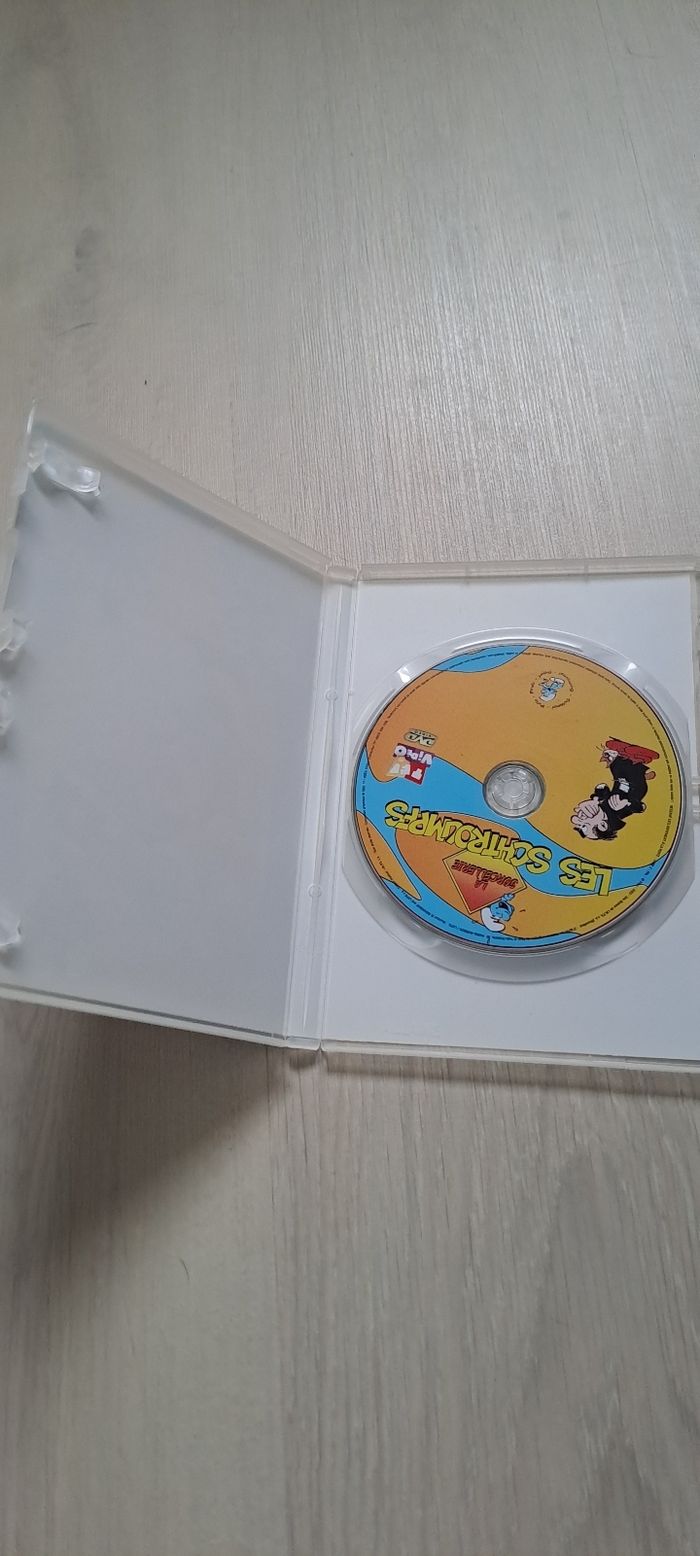 DVD les schtroumpfs - photo numéro 3