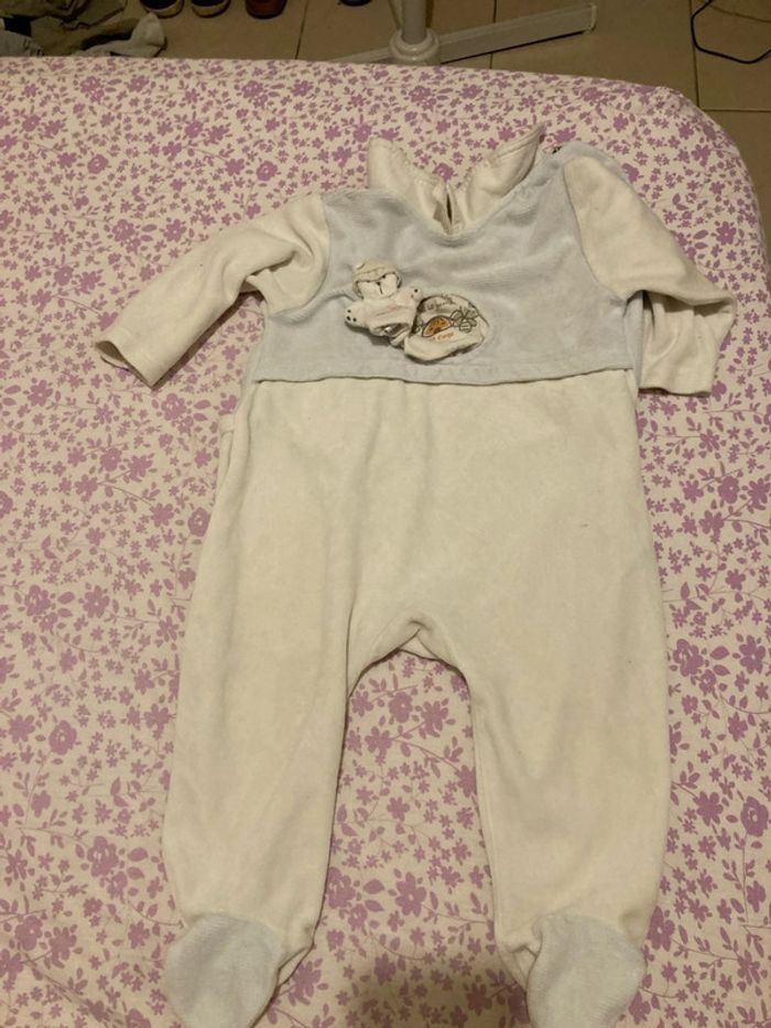 Pyjama taille 12 mois