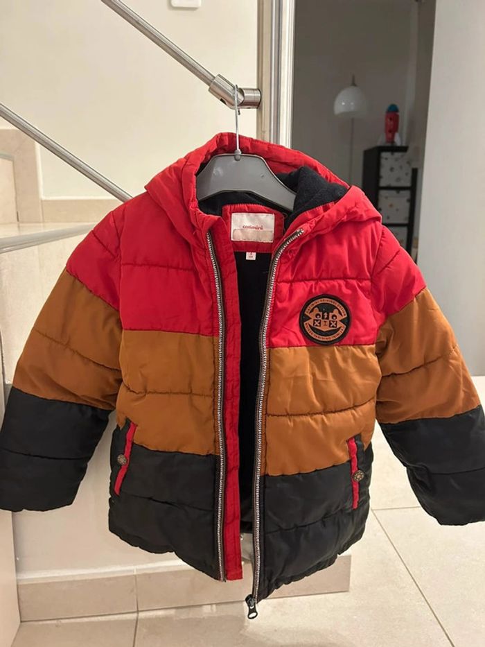 Doudoune à capuche garcon Catimini rouge, beige et noire 4 ans - photo numéro 3