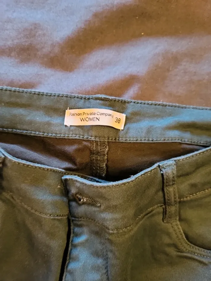 Pantalon couleur bleu canard - photo numéro 2