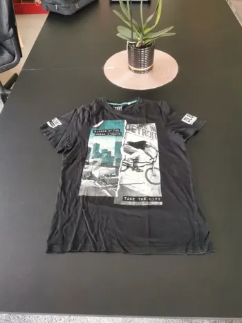 Tee shirt download 16 ans