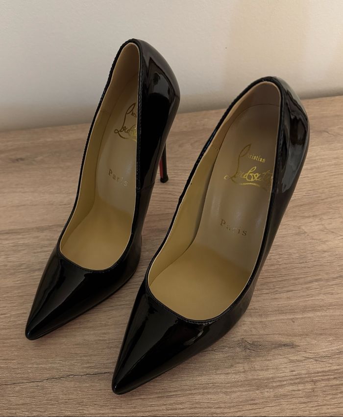 Escarpin Louboutin Pigalle 120 patent black T39 - photo numéro 4