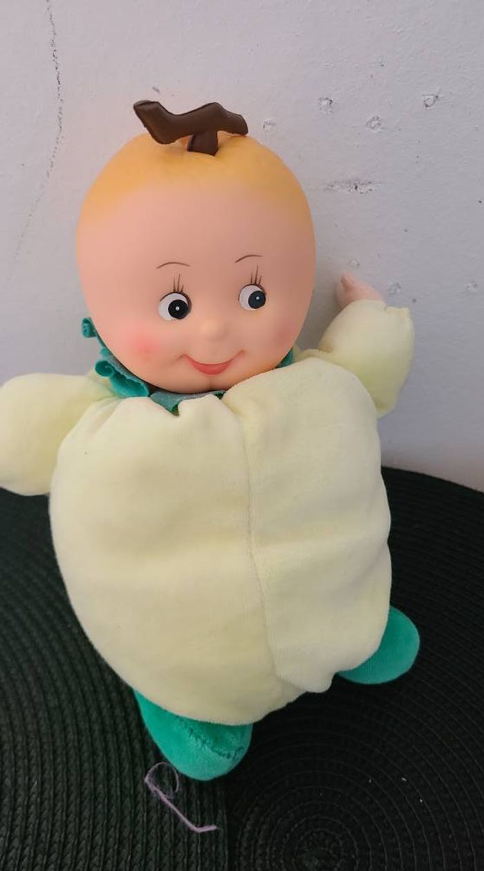 Poupée fruit Les Toufous Mundia Citron