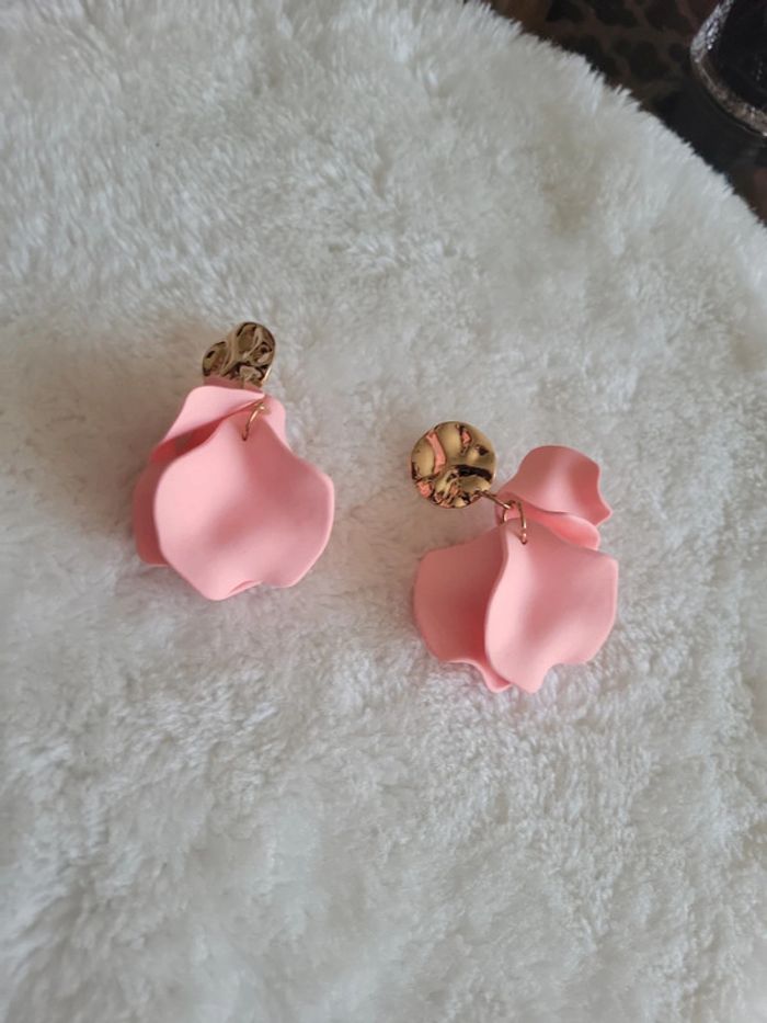 Clips petales de fleurs roses - photo numéro 3